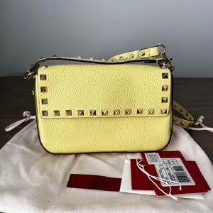 Valentino Rockstud Mini top handle Bag Pouch Yellow